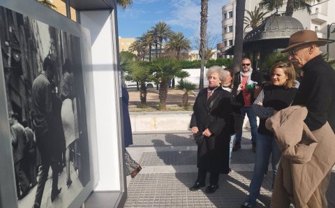 An open-air exhibition in Cadiz brings together images from fifty photographers covering the last 80 years in Spain |Europa press